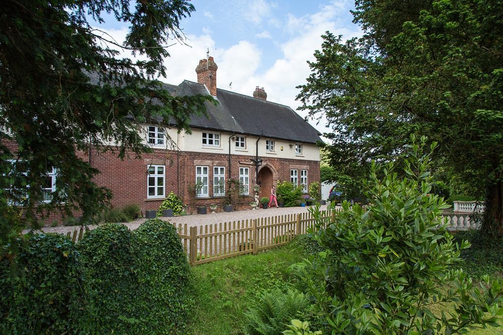 Heywood Hall Denstone Экстерьер фото