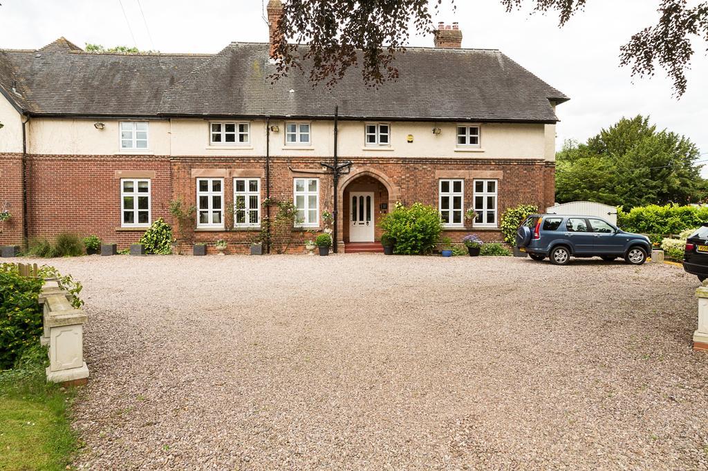 Heywood Hall Denstone Экстерьер фото